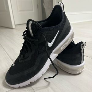 Women’s Nike air max